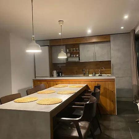 Apartment Vracar 150 M2 Five Bed For 8 Belgrade